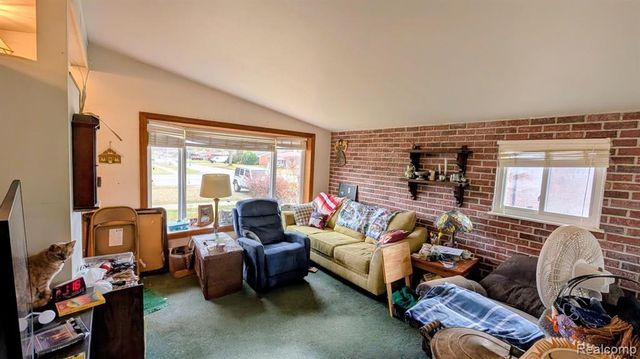 1072 S Venoy Road, Westland, MI 48186