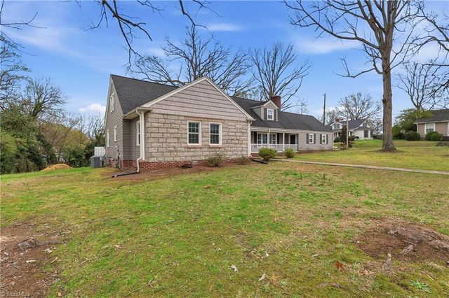 201 Stone Street, Thomasville, NC 27360