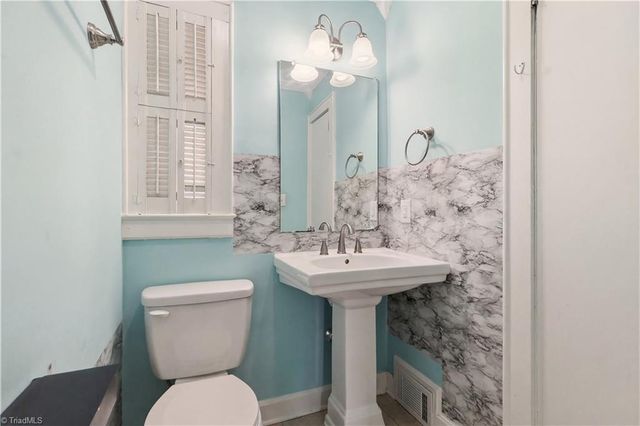 201 Stone Street, Thomasville, NC 27360