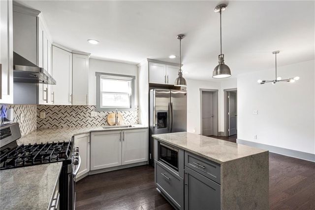 1770 S Olympian Way SW, Atlanta, GA 30310