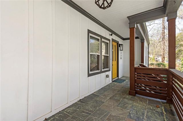 1770 S Olympian Way SW, Atlanta, GA 30310