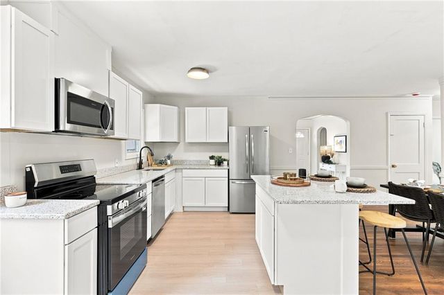 1301 E 80th Street, Kansas City, MO 64131