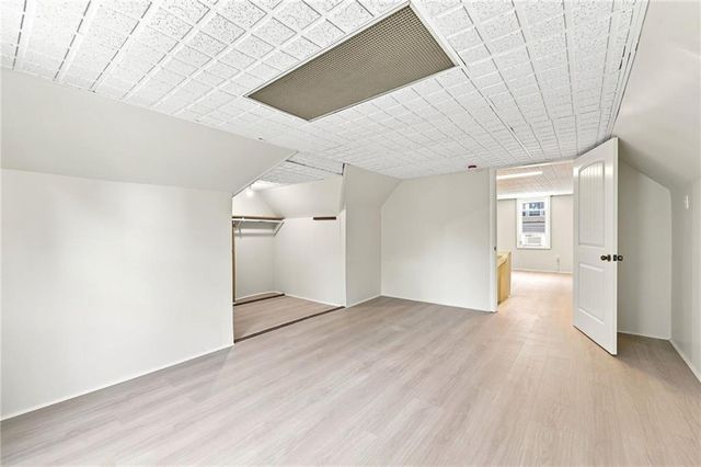 1301 E 80th Street, Kansas City, MO 64131