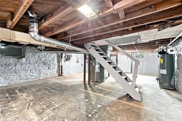 1301 E 80th Street, Kansas City, MO 64131