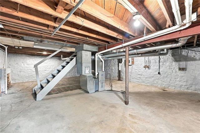 1301 E 80th Street, Kansas City, MO 64131