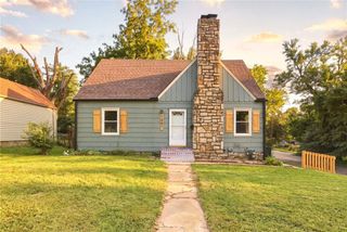 1301 E 80th Street, Kansas City, MO 64131
