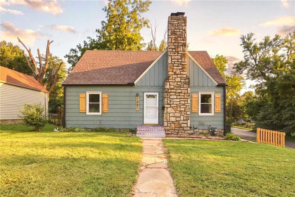 1301 E 80th Street, Kansas City, MO 64131