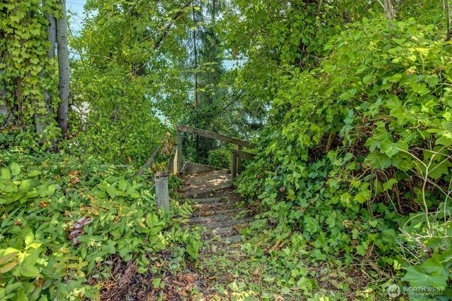 1239 Colchester Drive E, Port Orchard, WA 98366
