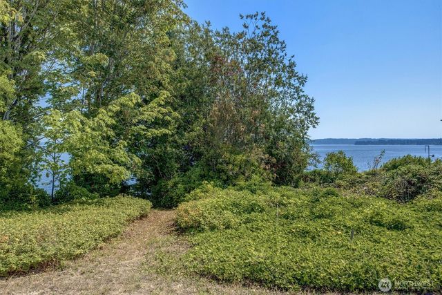1239 Colchester Drive E, Port Orchard, WA 98366