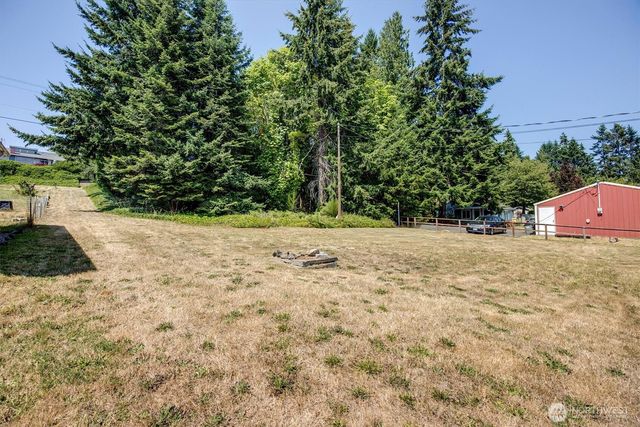 1239 Colchester Drive E, Port Orchard, WA 98366