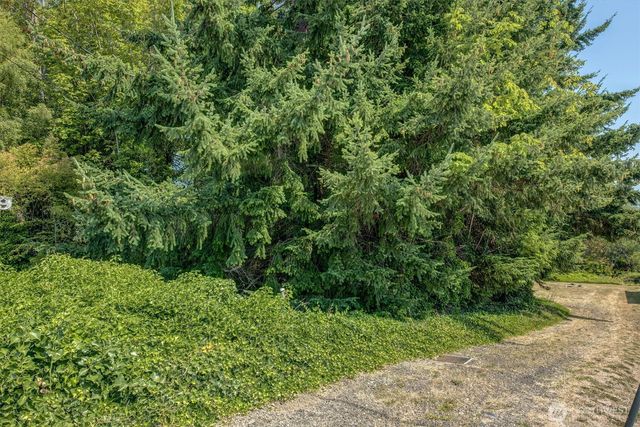 1239 Colchester Drive E, Port Orchard, WA 98366