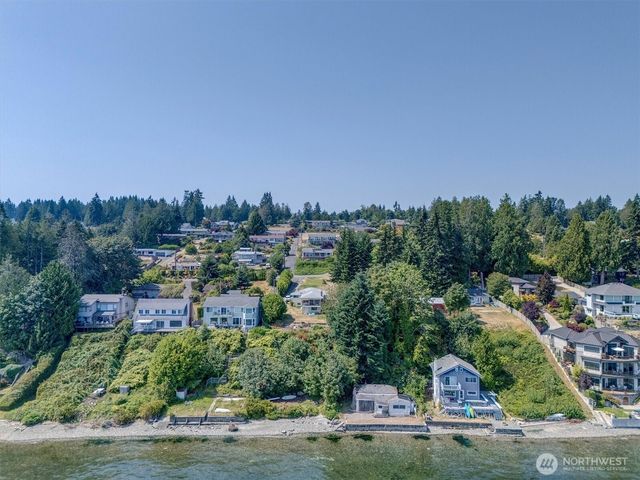 1239 Colchester Drive E, Port Orchard, WA 98366