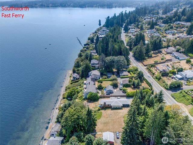 1239 Colchester Drive E, Port Orchard, WA 98366