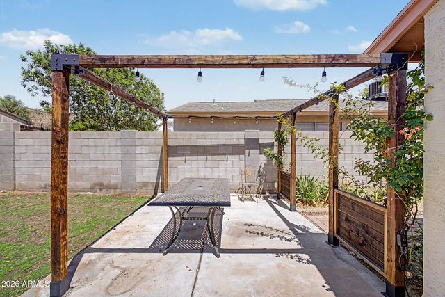 4706 W ESCUDA Drive, Glendale, AZ 85308