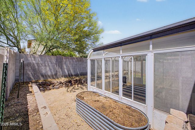 4706 W ESCUDA Drive, Glendale, AZ 85308