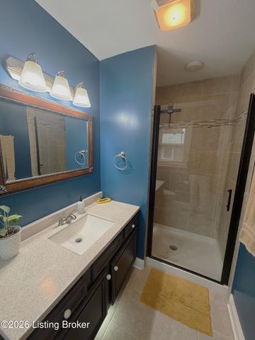 4624 Settle Blvd, Louisville, KY 40219