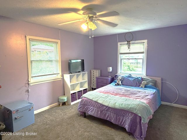 4624 Settle Blvd, Louisville, KY 40219
