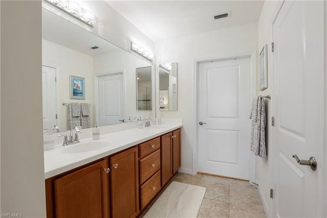 15145 Palmer Lake CIR 103, Naples, FL 34109
