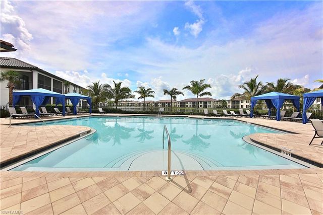 15145 Palmer Lake CIR 103, Naples, FL 34109