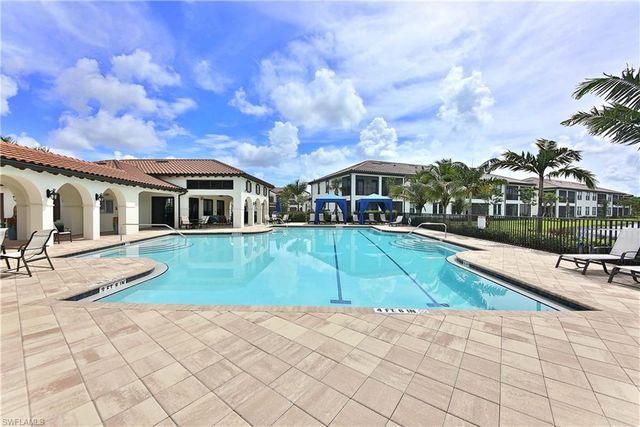 15145 Palmer Lake CIR 103, Naples, FL 34109