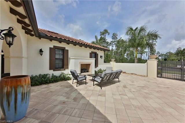 15145 Palmer Lake CIR 103, Naples, FL 34109