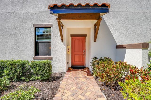 15145 Palmer Lake CIR 103, Naples, FL 34109