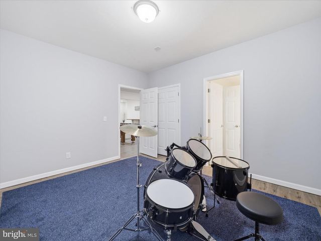 1322 MEANS HOLLOW RD, Shippensburg, PA 17257