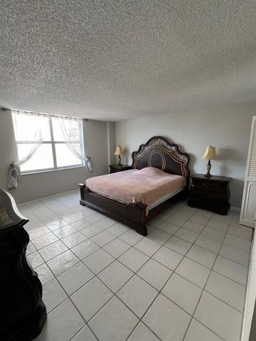1865 S Ocean Drive 17h, Hallandale Beach, FL 33009
