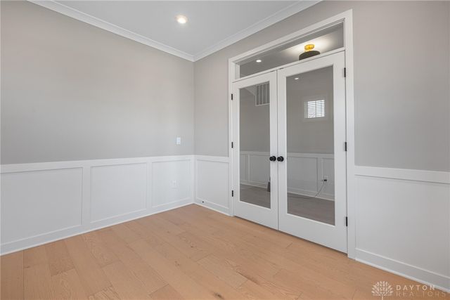 2425 Bent Grass Drive, Beavercreek, OH 45431