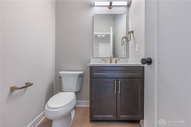 2425 Bent Grass Drive, Beavercreek, OH 45431