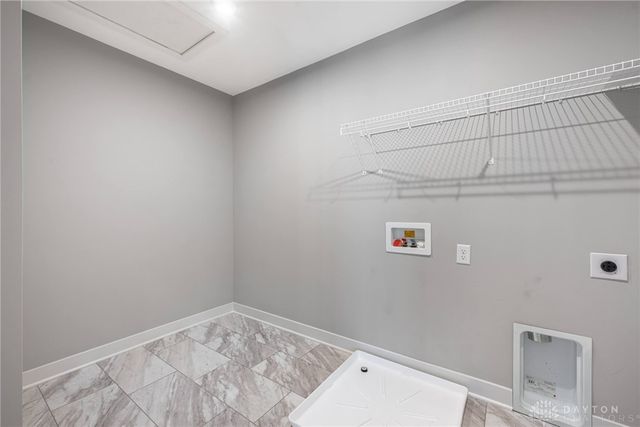 2425 Bent Grass Drive, Beavercreek, OH 45431