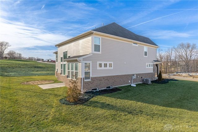 2425 Bent Grass Drive, Beavercreek, OH 45431