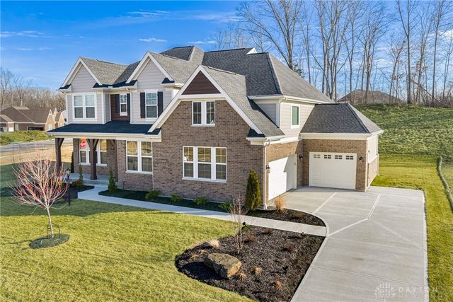 2425 Bent Grass Drive, Beavercreek, OH 45431