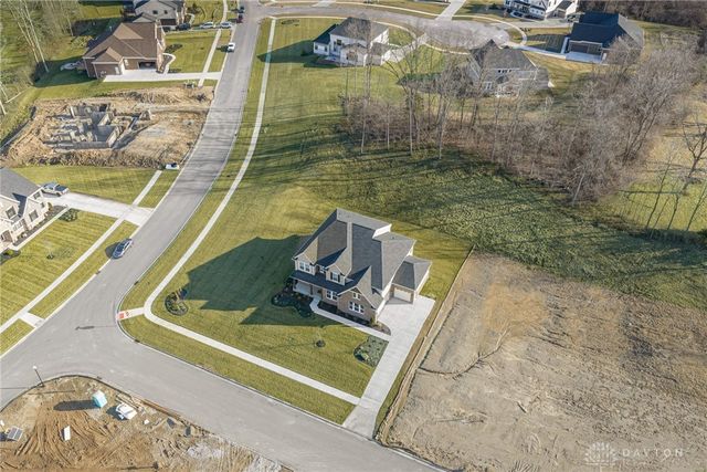 2425 Bent Grass Drive, Beavercreek, OH 45431
