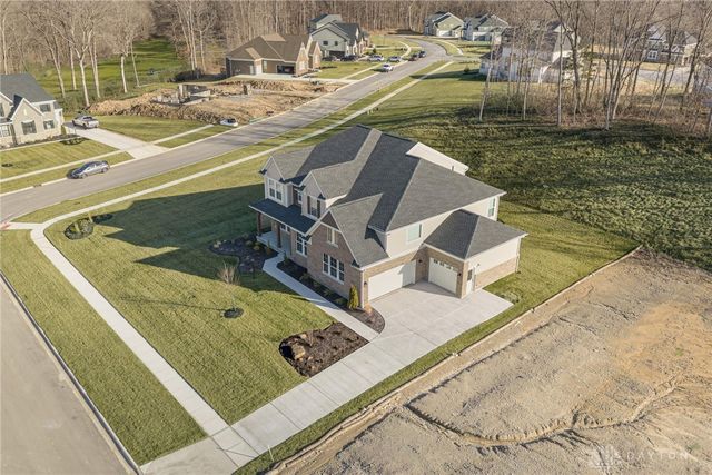 2425 Bent Grass Drive, Beavercreek, OH 45431