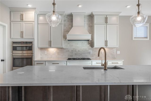 2425 Bent Grass Drive, Beavercreek, OH 45431