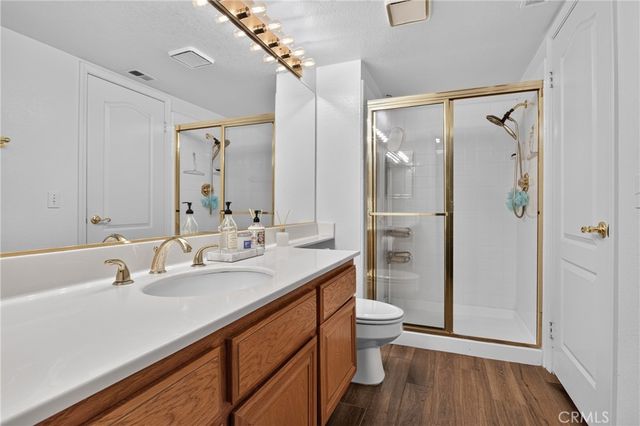 27827 Zion Court, Castaic, CA 91384