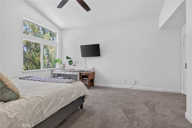 27827 Zion Court, Castaic, CA 91384