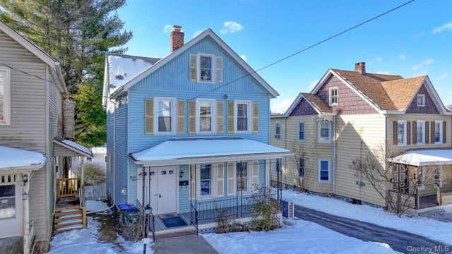 33 Bank Street, Walden, NY 12586