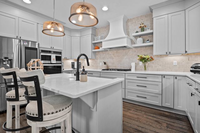 7443 Crowes Nest Drive, Harrison, TN 37341