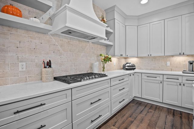 7443 Crowes Nest Drive, Harrison, TN 37341