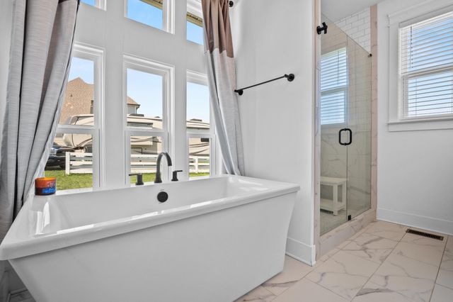 7443 Crowes Nest Drive, Harrison, TN 37341