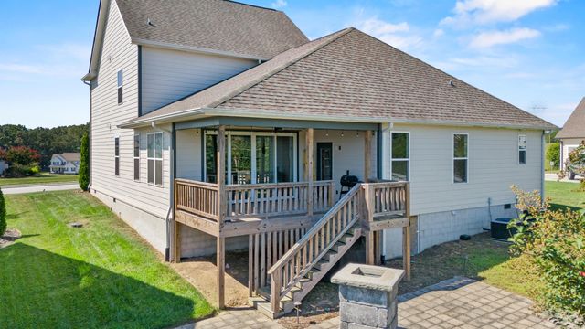 7443 Crowes Nest Drive, Harrison, TN 37341