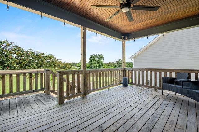 7443 Crowes Nest Drive, Harrison, TN 37341