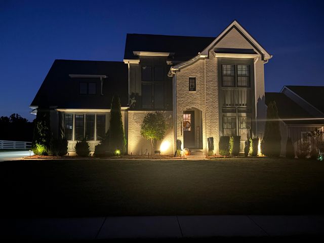 7443 Crowes Nest Drive, Harrison, TN 37341