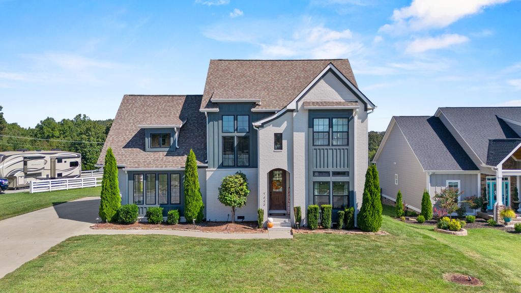 7443 Crowes Nest Drive, Harrison, TN 37341