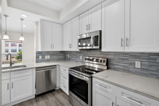 330 Las Colinas Boulevard E 466, Irving, TX 75039