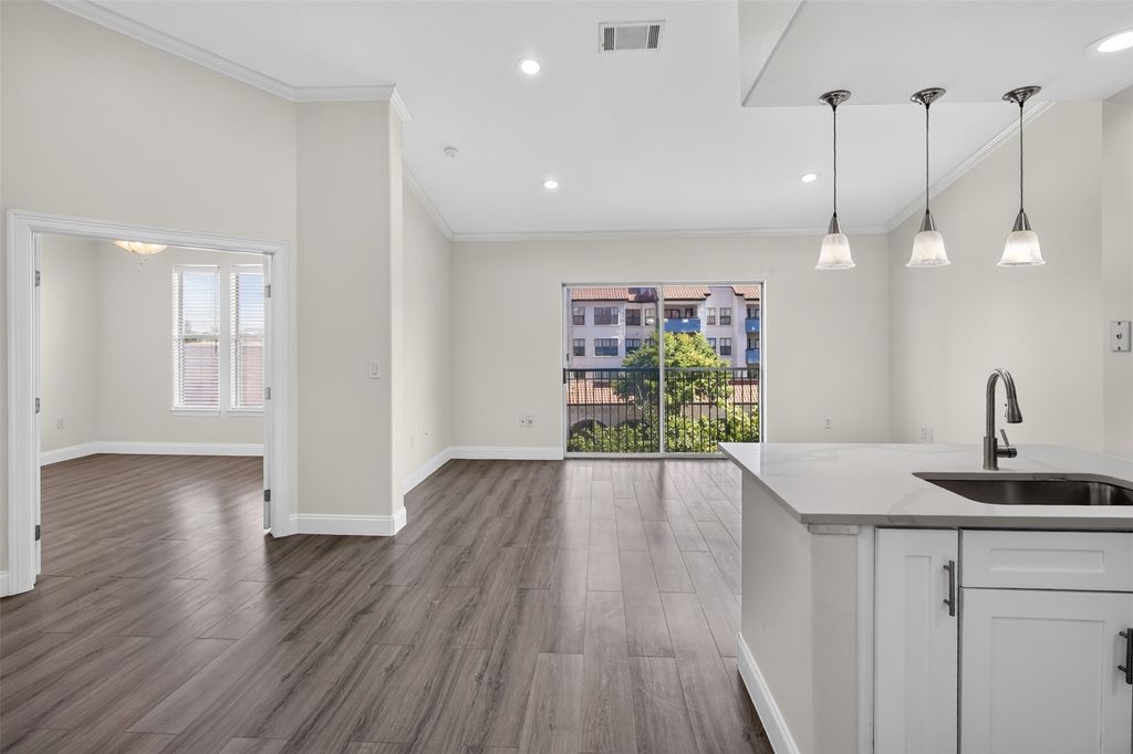 330 Las Colinas Boulevard E 466, Irving, TX 75039