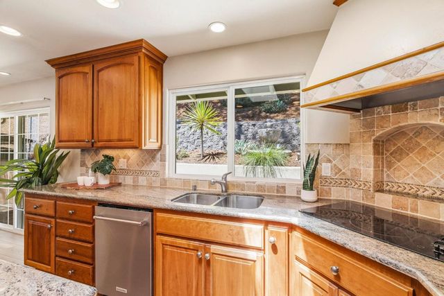 282 Twin Pines Drive, Scotts Valley, CA 95066