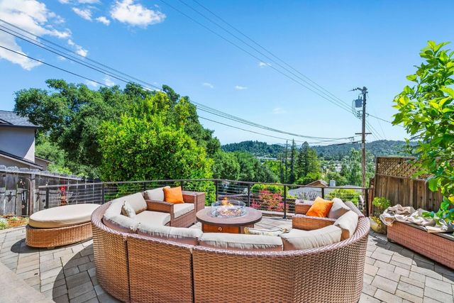 282 Twin Pines Drive, Scotts Valley, CA 95066
